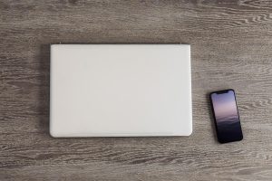 Home Visueel overzicht van Git versiebeheer tips met branching strategieën, pull request workflows en code review processen voor o